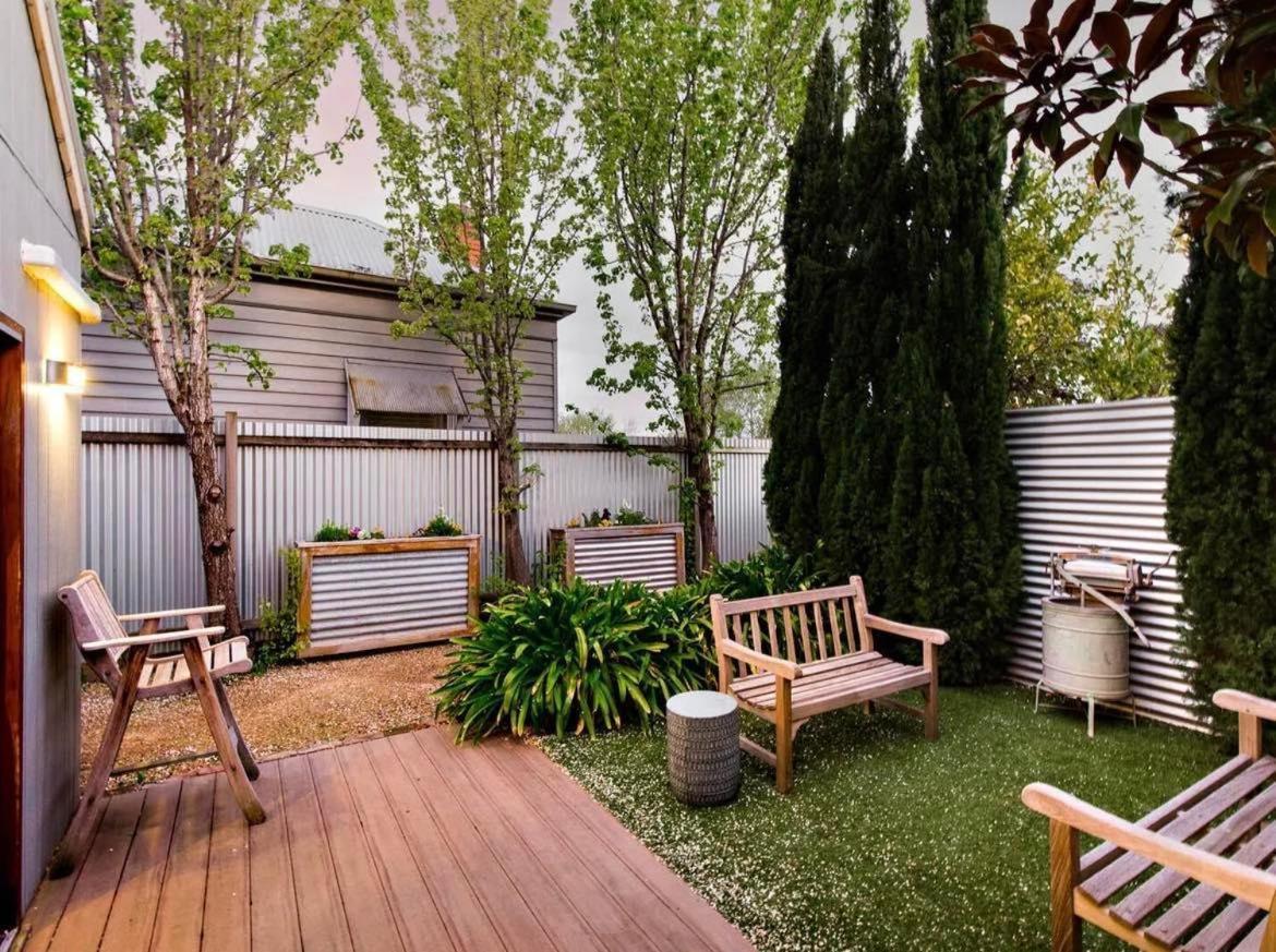 The Cash Butcher - Classy & Centrally Located Ballarat Ngoại thất bức ảnh